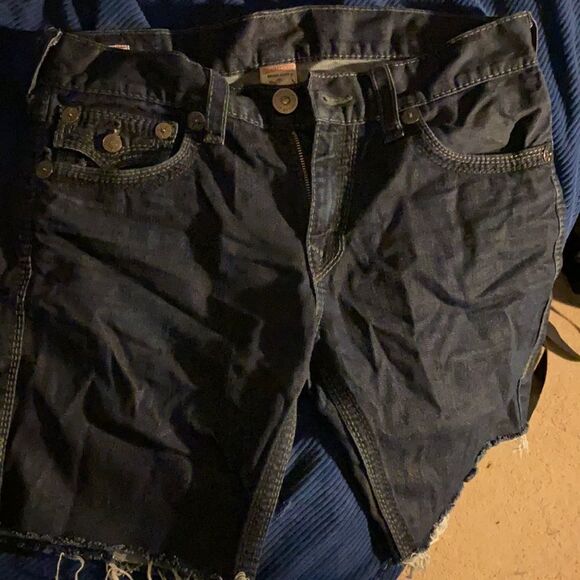 Stylish jean shorts - Picture 2 of 3